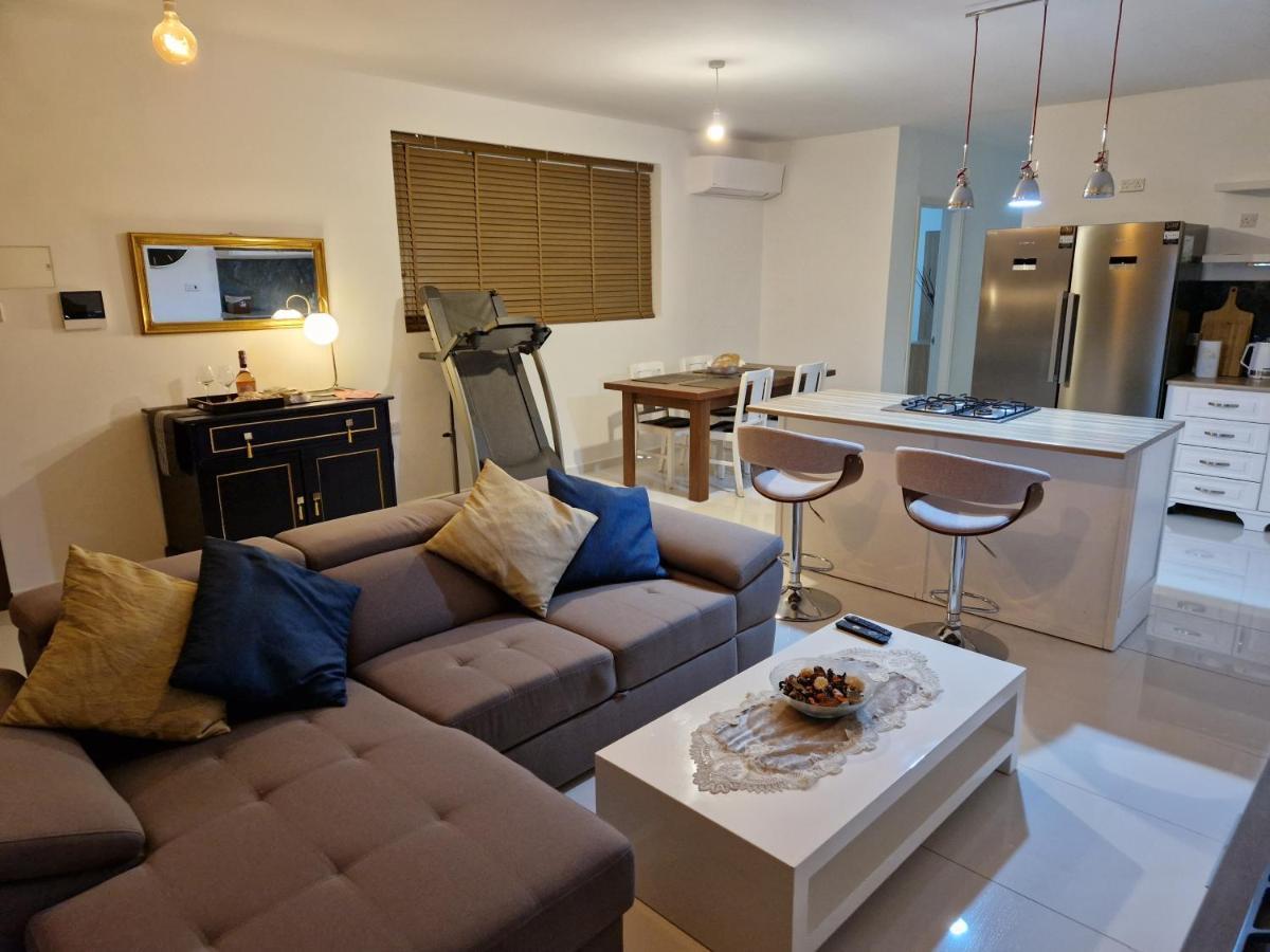 Апартаменти Town Pent House Лука Екстер'єр фото